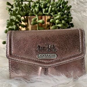 Coach Madison Med Wallet 44567 Silver Gunmetal EUC